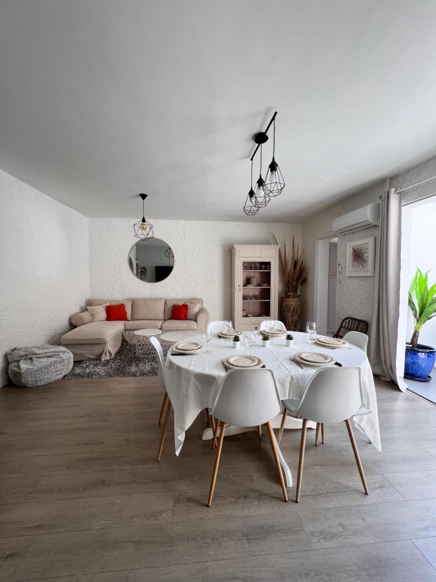 Gorgeous Town House Villa Нарбон Екстериор снимка